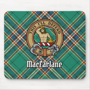 Clan MacFarlane Crest over de oude jacht Tartan Muismat
