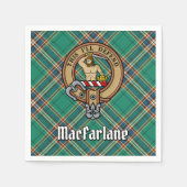 Clan MacFarlane Crest over de oude jacht Tartan Servet (Voorkant)