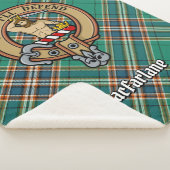 Clan MacFarlane Crest over de oude jacht Tartan Sherpa Deken (3/4)