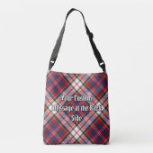 Clan MacFarlane Crest over Jurk Tartan Crossbody Tas (Achterkant)