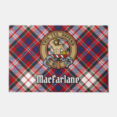 Clan MacFarlane Crest over Jurk Tartan Deurmat (Voorkant)