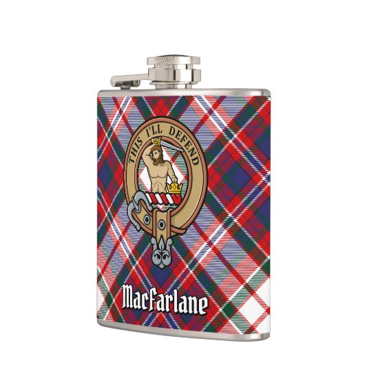 Clan MacFarlane Crest over Jurk Tartan Heupfles (Links)