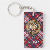 Clan MacFarlane Crest over Jurk Tartan Sleutelhanger (Voorkant)