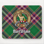 Clan MacFarlane Crest over moderne jacht Tartan Muismat (Voorkant)