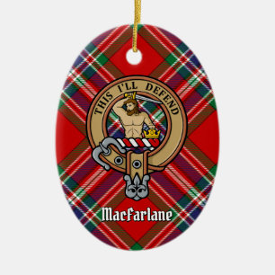 Clan MacFarlane Crest over Rode Tartan Keramisch Ornament