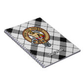 Clan MacFarlane Crest over zwart-wit tartaan Notitieboek (Rechterzijde)