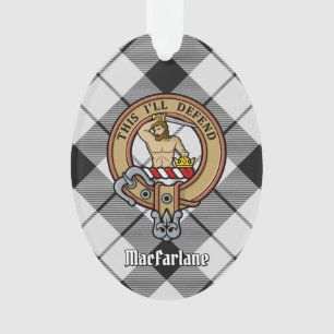 Clan MacFarlane Crest over zwart-wit tartaan Ornament