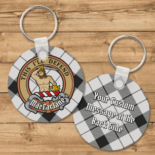Clan MacFarlane Crest over zwart-wit tartaan Sleutelhanger