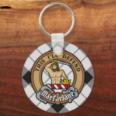 Clan MacFarlane Crest over zwart-wit tartaan Sleutelhanger (Voorkant)