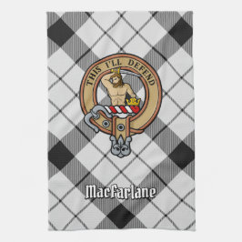 Clan MacFarlane Crest over zwart-wit tartaan Theedoek