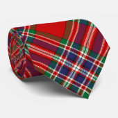 Clan MacFarlane Wapen over Rode Tartan Stropdas (Opgerold)