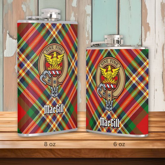 Clan MacGill Crest over Tartan Heupfles