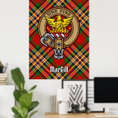 Clan MacGill Crest over Tartan Poster (Thuiskantoor)