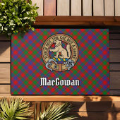 Clan MacGowan Crest over Tartan Deurmat