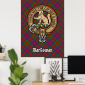 Clan MacGowan Crest over Tartan Poster (Thuiskantoor)