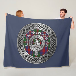 Clan MacGowan Crest & Tartan Knot Fleece Deken