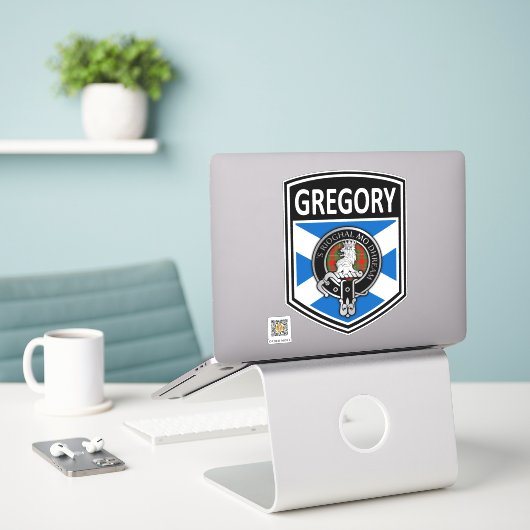 Clan MacGregor Crest & Tartan Saltire - Gregory Sticker (Laptop op bureau)