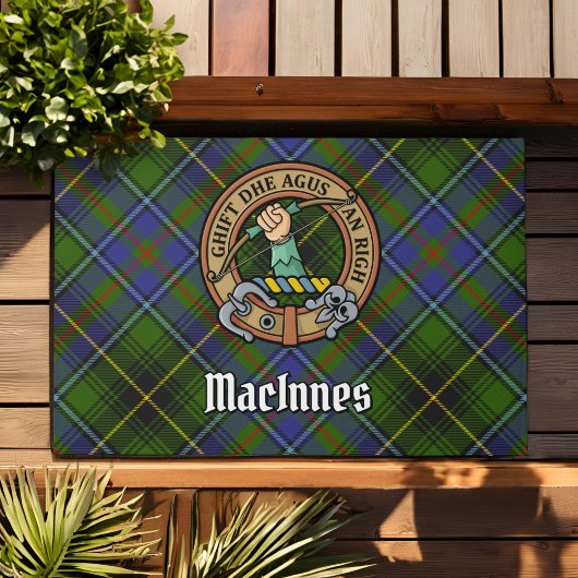 Clan MacInnes Crest over Tartan Deurmat