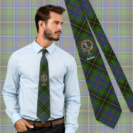 Clan MacInnes Crest over Tartan Stropdas