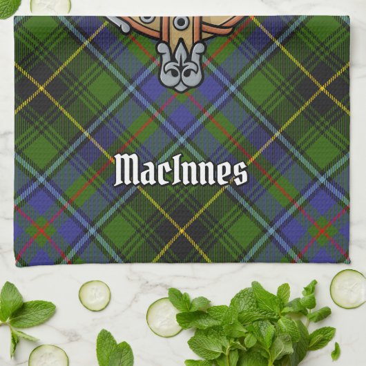 Clan MacInnes Crest over Tartan Theedoek (Gevouwen)