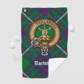 Clan MacIntyre Crest over jagen Tartan Golfhanddoek (Insitu)