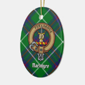 Clan MacIntyre Crest over jagen Tartan Keramisch Ornament (Links)