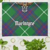 Clan MacIntyre Crest over jagen Tartan Theedoek (Gevouwen)
