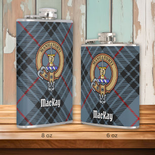 Clan MacKay Crest over Blue Tartan Heupfles