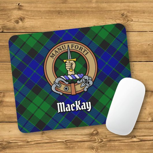 Clan MacKay Crest over Tartan Muismat