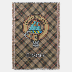 Clan MacKenzie Crest over Bruine Jacht-Tartan Deken