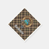 Clan MacKenzie Crest over bruine jacht Tartan Servet (Hoek)