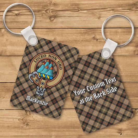 Clan MacKenzie Crest over bruine jacht Tartan Sleutelhanger
