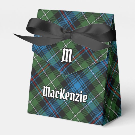 Clan MacKenzie Crest over Tartan Favor Box Bedankdoosjes (Voorkant Zijde)