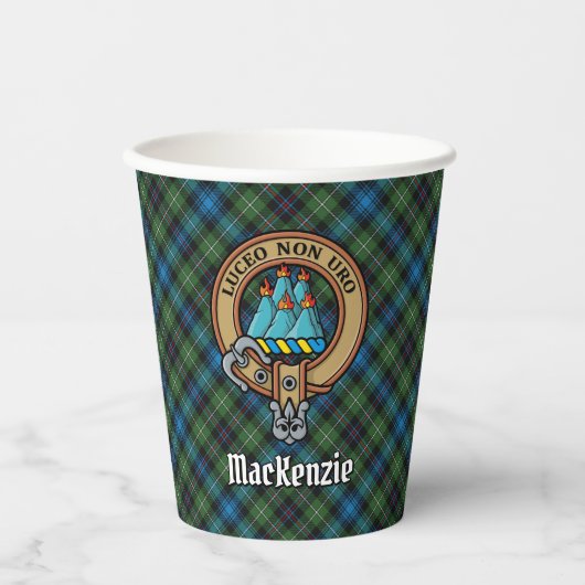 Clan MacKenzie Crest over Tartan Paper Cups Papieren Bekers (Voorkant)