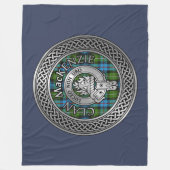 Clan MacKenzie Crest & Tartan Knot Fleece Deken (Voorkant)