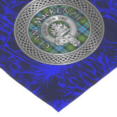 Clan MacKenzie Crest & Tartan Knot Korte Tafelloper (Hoek)