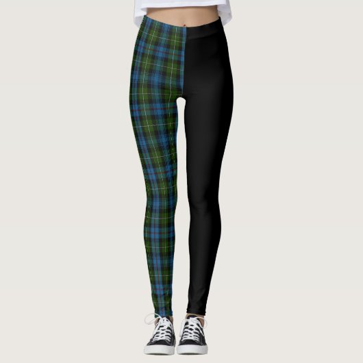 Clan MacKenzie Crest & Tartan Leggings (Voorkant)