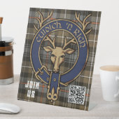 Clan Mackenzie Pedestal Sign Reclamebord Met Voetstuk (Insitu)