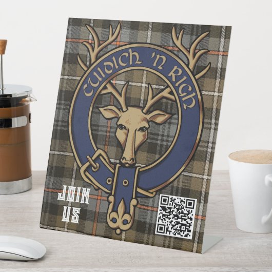 Clan Mackenzie Pedestal Sign Reclamebord Met Voetstuk (Insitu)