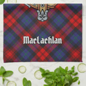 Clan MacLachlan Crest over Tartan Theedoek (Gevouwen)