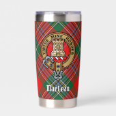 Clan MacLean Crest over Tartan Geïsoleerde Drinkbeker (Voorkant)