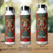 Clan MacLean Crest over Tartan Geïsoleerde Drinkbeker