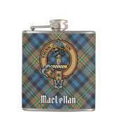 Clan MacLellan Crest over Oude Tartan Heupfles (Voorkant)