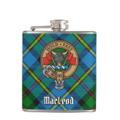 Clan MacLeod Crest Heupfles (Voorkant)