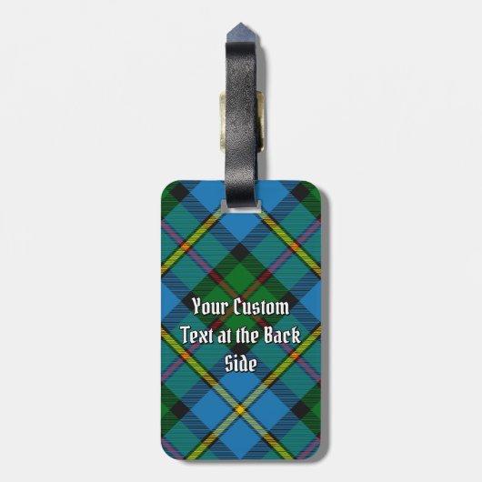 Clan MacLeod Crest over jagen op Tartan Bagagelabel (Achterkant verticaal)