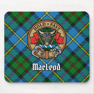 Clan MacLeod Crest over jagen op Tartan Muismat