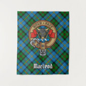 Clan MacLeod Crest over jagen op Tartan Wandkleed (Voorkant)