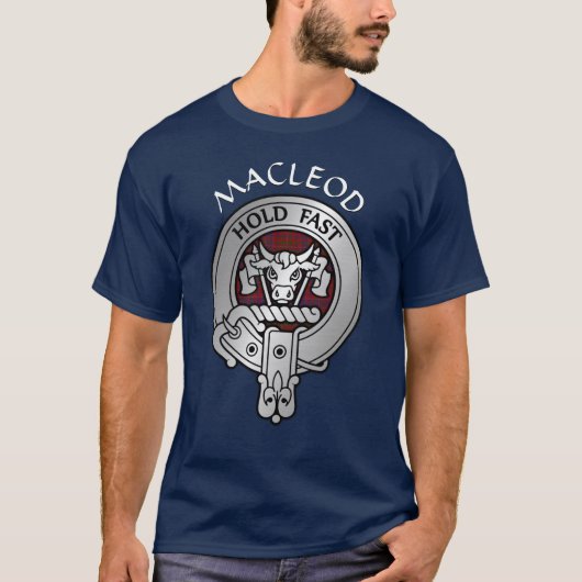 Clan MacLeod Crest & Red Tartan T-shirt (Voorkant)