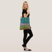 Clan MacLeod Dunvegan Castle Blue en Green Tartan Tote Bag (Op model)