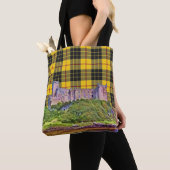 Clan MacLeod Dunvegan Castle Yellow Black Tartan Tote Bag (Dichtbij)